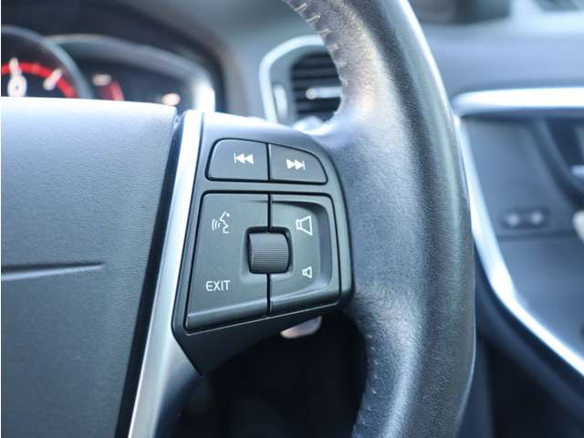 ボルボ Ｖ６０ Ｄ４ ダイナミック エディション ディーゼルターボ H29年 () 99