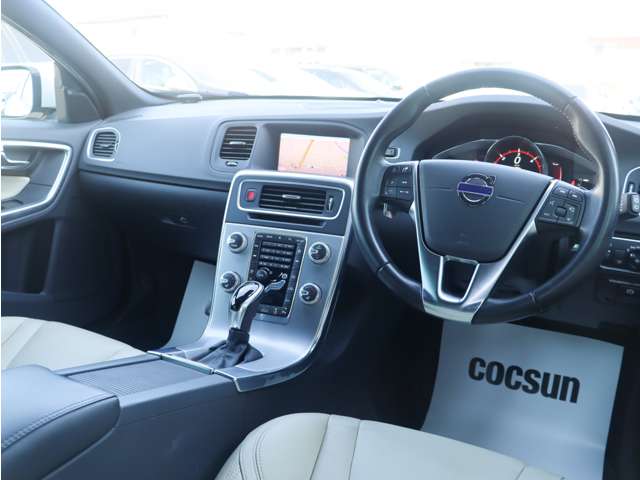 ボルボ Ｖ６０ Ｄ４ ダイナミック エディション ディーゼルターボ H29年 () 99