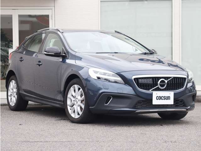 ボルボ Ｖ４０クロスカントリー Ｄ４ サマム ディーゼルターボ H30年 () 99