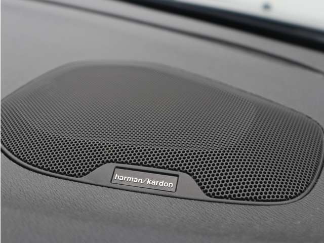 ボルボ Ｖ４０クロスカントリー Ｄ４ サマム ディーゼルターボ H30年 () 99