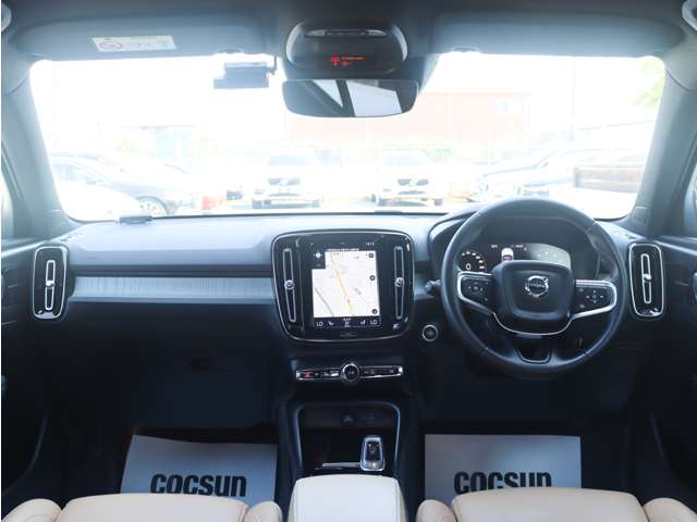 ボルボ ＸＣ４０ Ｂ４ ＡＷＤ インスクリプション ４ＷＤ R3年 () 99