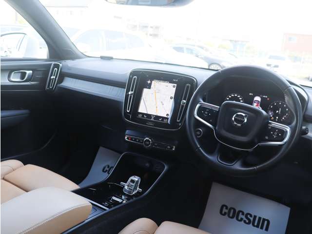 ボルボ ＸＣ４０ Ｂ４ ＡＷＤ インスクリプション ４ＷＤ R3年 () 99