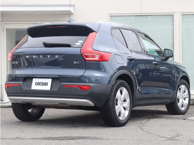 ボルボ ＸＣ４０ Ｂ４ ＡＷＤ モメンタム ４ＷＤ R2年 () 99