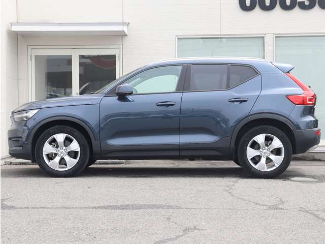ボルボ ＸＣ４０ Ｂ４ ＡＷＤ モメンタム ４ＷＤ R2年 () 99