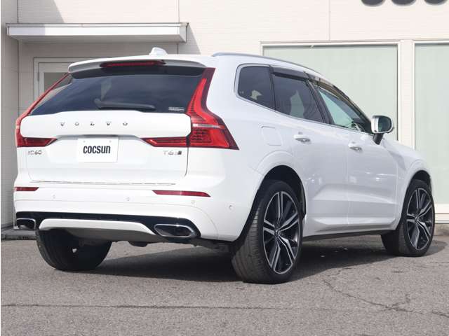 ボルボ ＸＣ６０ Ｔ６ ＡＷＤ Ｒデザイン ４ＷＤ H30年 () 99