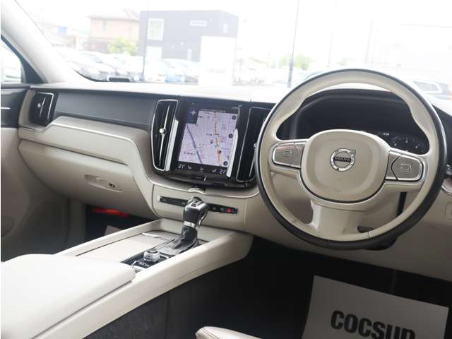 ボルボ ＸＣ６０ Ｄ４ ＡＷＤ インスクリプション ディーゼルターボ ４ＷＤ H30年 () 99