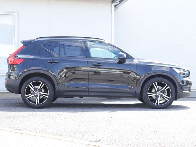 ボルボ ＸＣ４０ Ｂ４ ＡＷＤ Ｒデザイン ４ＷＤ R3年 (関東) 99