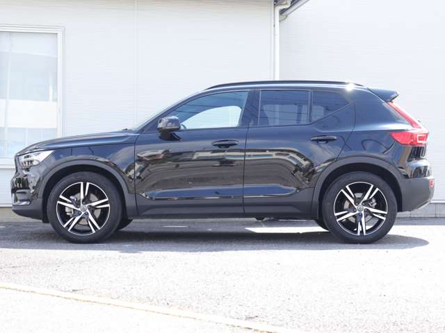 ボルボ ＸＣ４０ Ｂ４ ＡＷＤ Ｒデザイン ４ＷＤ R3年 (関東) 99