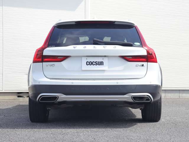 ボルボ Ｖ９０クロスカントリー Ｄ４ ＡＷＤ サマム ディーゼルターボ ４ＷＤ R1年 (関東) 99