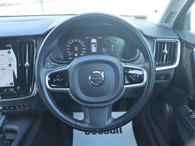 ボルボ Ｖ９０クロスカントリー Ｄ４ ＡＷＤ サマム ディーゼルターボ ４ＷＤ R1年 (関東) 99