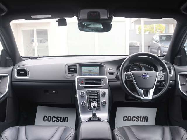 ボルボ Ｖ６０ Ｄ４ ダイナミック エディション ディーゼルターボ H29年 () 99