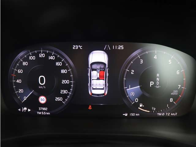 ボルボ ＸＣ４０ Ｔ４ ＡＷＤ インスクリプション ４ＷＤ R1年 () 99