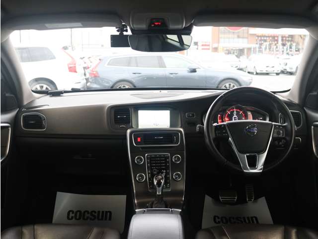 ボルボ Ｖ６０クロスカントリー Ｄ４ ＳＥ ディーゼルターボ H27年 () 99
