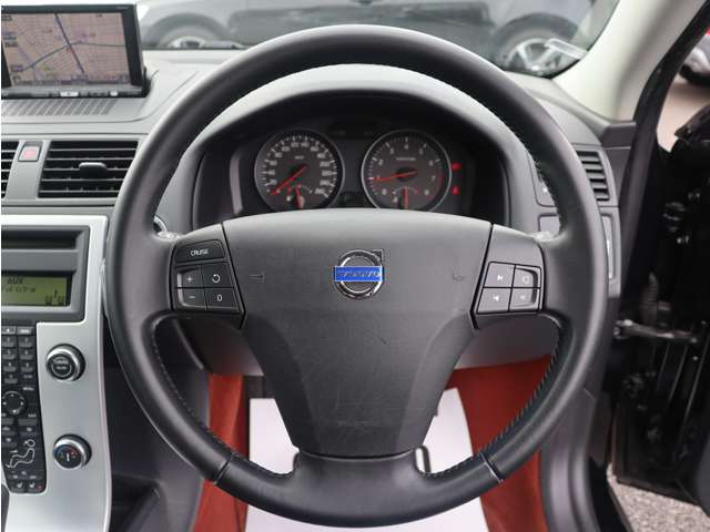 ボルボ Ｃ３０ ２．０ｅ　アクティブ H23年 () 99