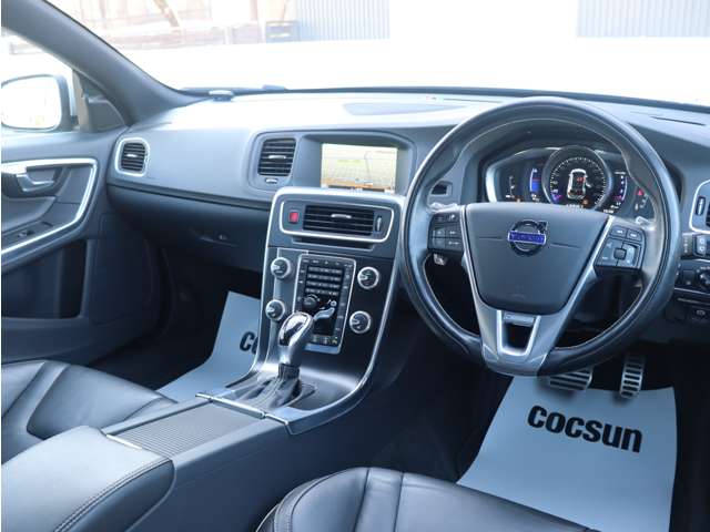 ボルボ Ｖ６０ Ｔ５　Ｒデザイン H26年 () 99