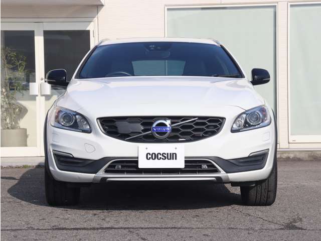 ボルボ Ｖ６０クロスカントリー Ｄ４ ＳＥ ディーゼルターボ H28年 () 99