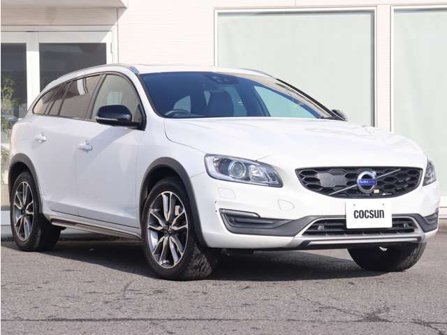ボルボ Ｖ６０クロスカントリー Ｄ４ ＳＥ ディーゼルターボ H28年 () 99