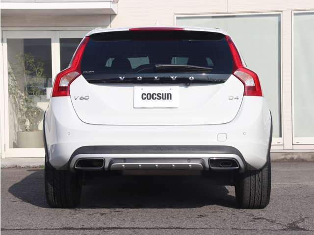 ボルボ Ｖ６０クロスカントリー Ｄ４ ＳＥ ディーゼルターボ H28年 () 99