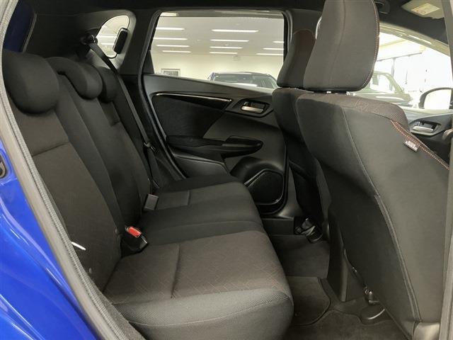 ホンダ フィット １．５ ＲＳ H25年 (東海) 99