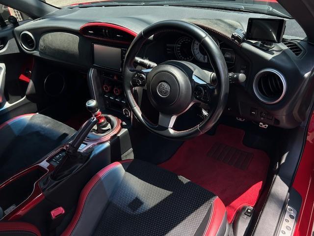 トヨタ ８６ ２．０ ＧＴ リミテッド H29年 () 99