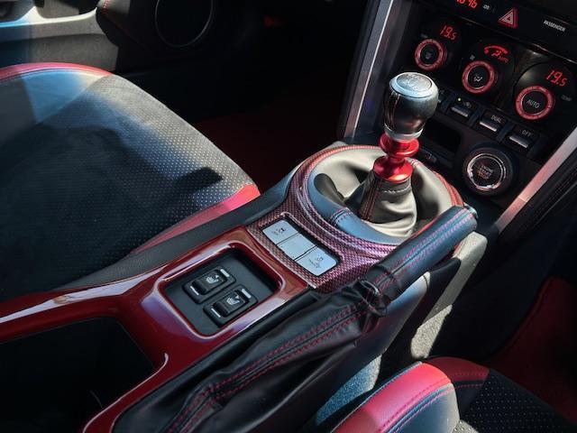 トヨタ ８６ ２．０ ＧＴ リミテッド H29年 () 99