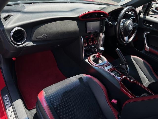 トヨタ ８６ ２．０ ＧＴ リミテッド H29年 () 99