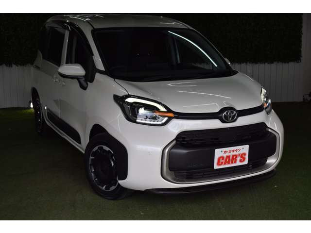 トヨタ シエンタ　ハイブリッド ハイブリッド １．５ Ｚ Ｅ－ＦＯＵＲ ４ＷＤ R4年 (北海道) 99