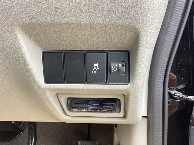 ホンダ ステップワゴン １．５ Ｇ H27年 (九州・沖縄) 99