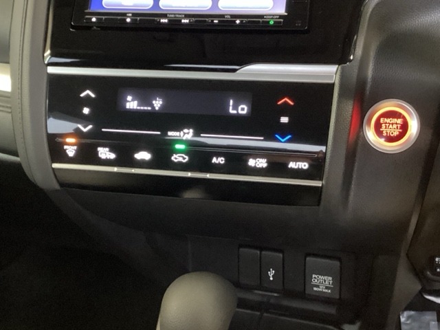 ホンダ フィット １．５ １５ＸＬ ホンダセンシング H29年 (九州・沖縄) 99