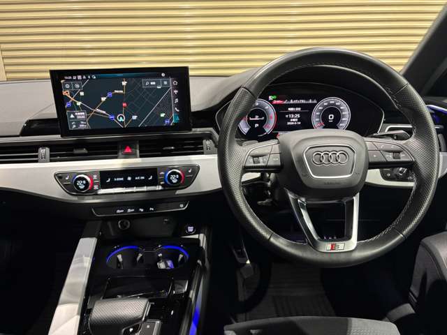 アウディ Ａ４ ３５ ＴＤＩ Ｓライン ディーゼルターボ R5年 (関東) 99