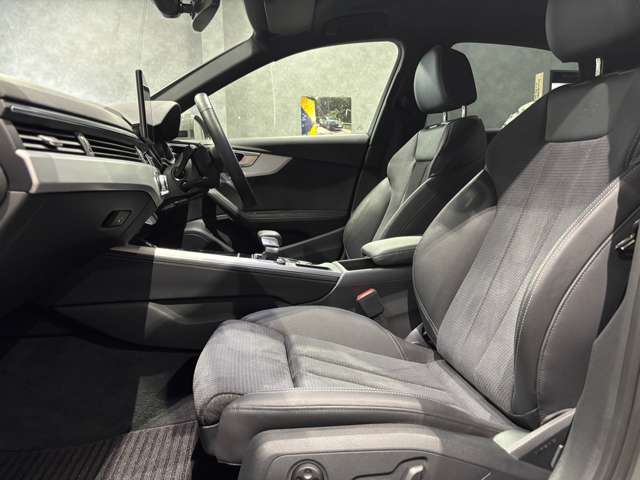 アウディ Ａ４ ３５ ＴＤＩ Ｓライン ディーゼルターボ R5年 (関東) 99