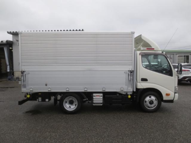 日野自動車 デュトロ ３Ｔ R4年 () 99