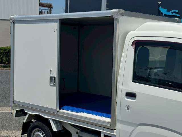 ダイハツ ハイゼットトラック ６６０ カラー鋼板簡易保冷車 ハイルーフ H27年 () 99