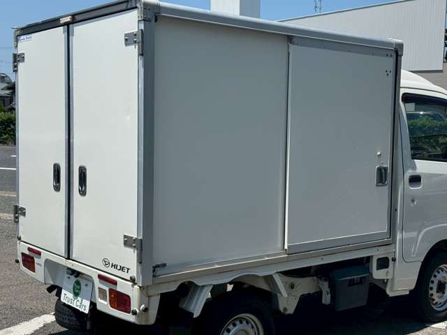 ダイハツ ハイゼットトラック ６６０ カラー鋼板簡易保冷車 ハイルーフ H27年 () 99