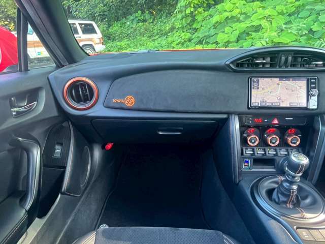 トヨタ ８６ ２．０ ＧＴ ソーラーオレンジ リミテッド H29年 (関東) 99