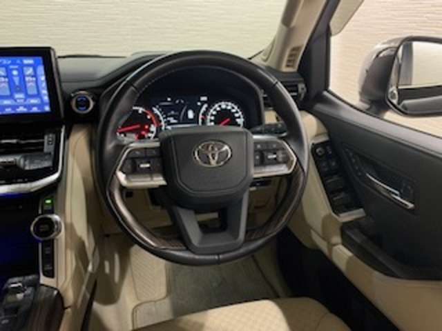 トヨタ ランドクルーザー ３．３ ＺＸ ディーゼルターボ ４ＷＤ R4年 (中国) 99