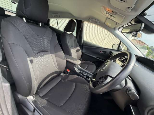 トヨタ プリウス １．８ Ｓ セーフティ プラスＩＩ R3年 (関東) 99