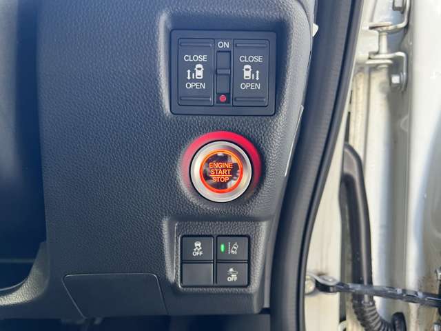 ホンダ Ｎ　ＢＯＸ カスタム ６６０ Ｇ ＥＸ ホンダセンシング H29年 (近畿) 99