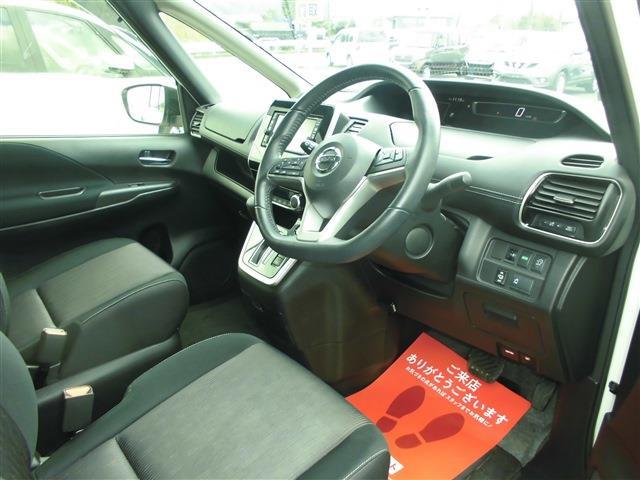 日産 セレナ ２．０ ハイウェイスター H28年 (東海) 99