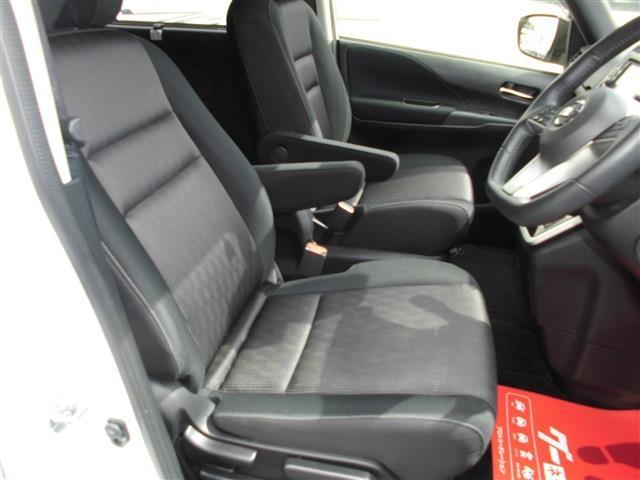日産 セレナ ２．０ ハイウェイスター H28年 (東海) 99