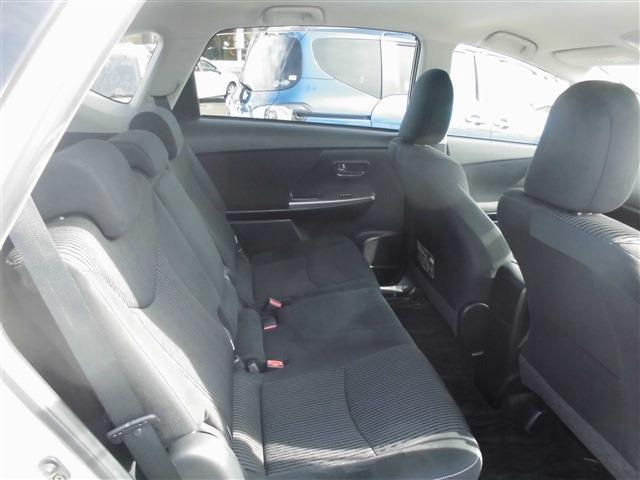トヨタ プリウスΑ １．８ Ｓ H27年 (東海) 99