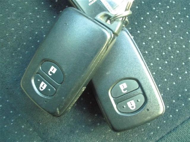 トヨタ カローラフィールダー　ハイブリッド １．５ ハイブリッド Ｇ H26年 (東海) 99