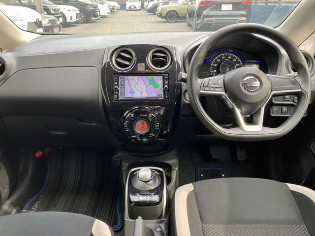 日産 ノート １．２ Ｅ－ＰＯＷＥＲ Ｘ Ｖセレクション R2年 (近畿) 99