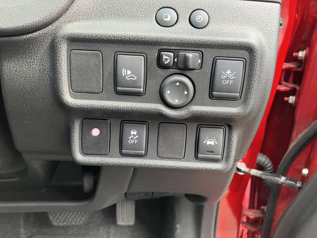 日産 ノート １．２ Ｅ－ＰＯＷＥＲ Ｘ Ｖセレクション R2年 (近畿) 99