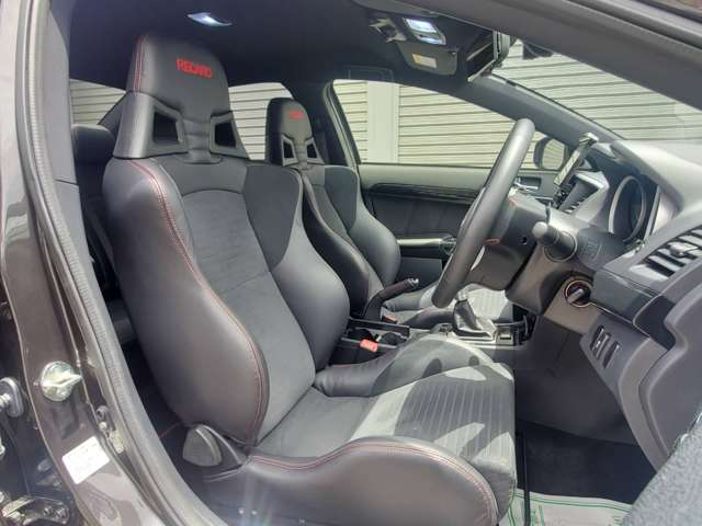 三菱 ランサー ２．０ ファイナルエディション ４ＷＤ H27年 (近畿) 99