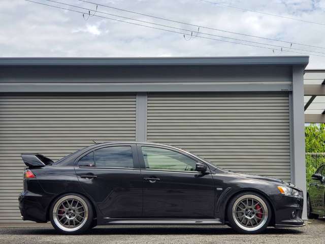 三菱 ランサー ２．０ ファイナルエディション ４ＷＤ H27年 (近畿) 99