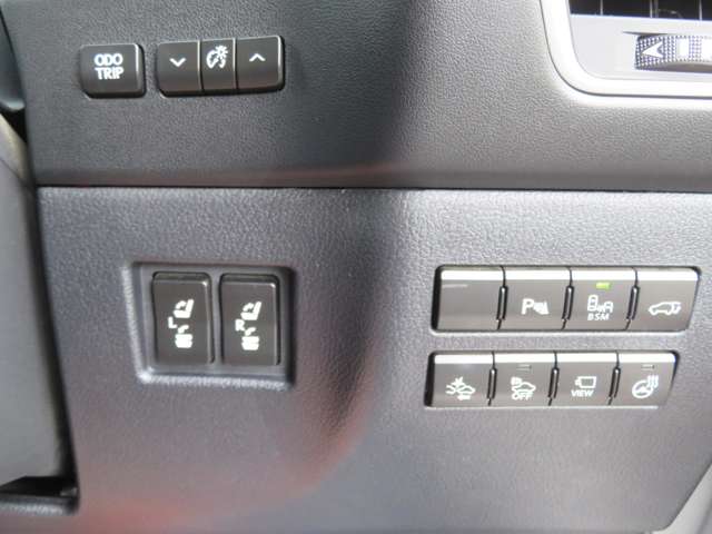 レクサス ＮＸ３００ｈ バージョンＬ H27年 (九州・沖縄) 99