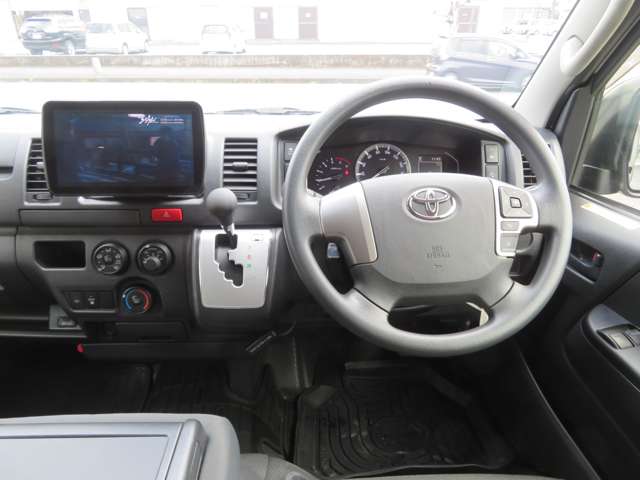 トヨタ ハイエースバン ２．８ ＤＸ ロング ＧＬパッケージ ディーゼルターボ R5年 (九州・沖縄) 99