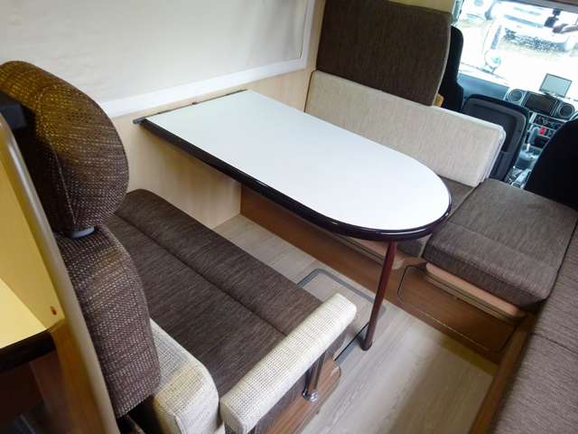 トヨタ カムロード バンテック R2年 (関東) 99