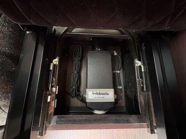 日産 ＮＶ２００バネットバン キャンピングカー広島 H26年 (関東) 99